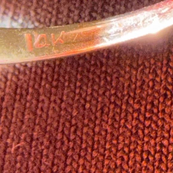 Vintage 14k white gold and diamond wedding band/ring - Picture 6 of 6